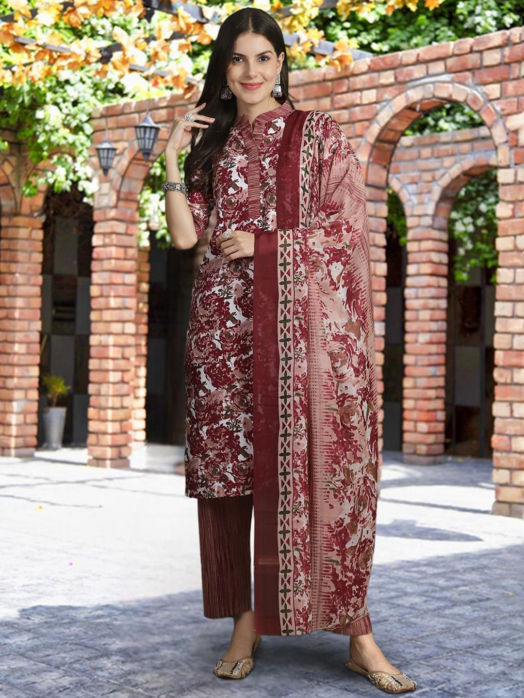 

7Threads Floral Printed Mandarin Collar Straight Kurta With Trousers & Dupatta, Maroon