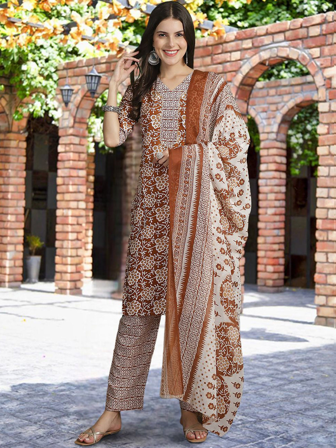 

7Threads Floral Printed Straight Kurta with Trousers & With Dupatta, Rust