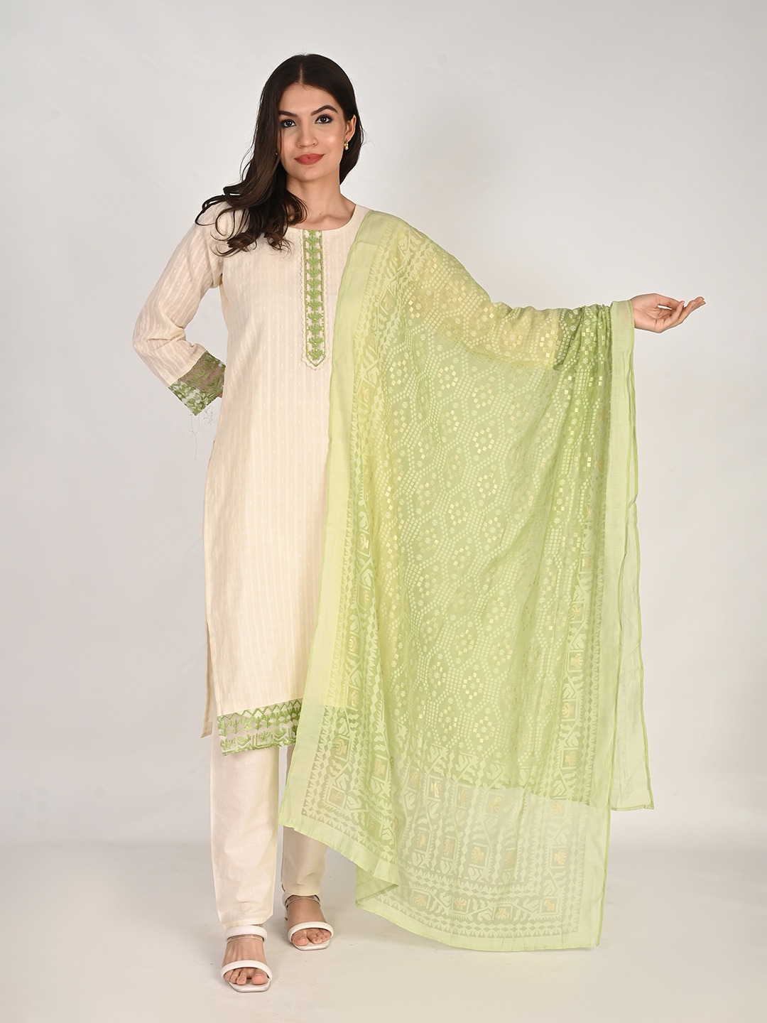 

KALINI Ethnic Motifs Woven Design Pure Cotton Straight Kurta With Palazzos & Dupatta, Green