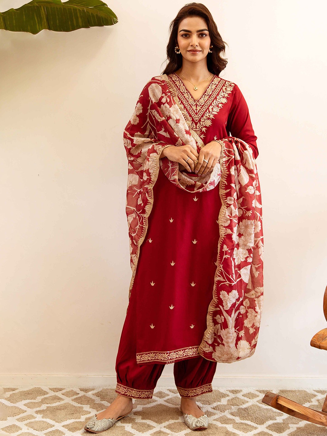 Nehamta Floral Embroidered Straight Thread Work Kurta with Salwar & Dupatta, Maroon