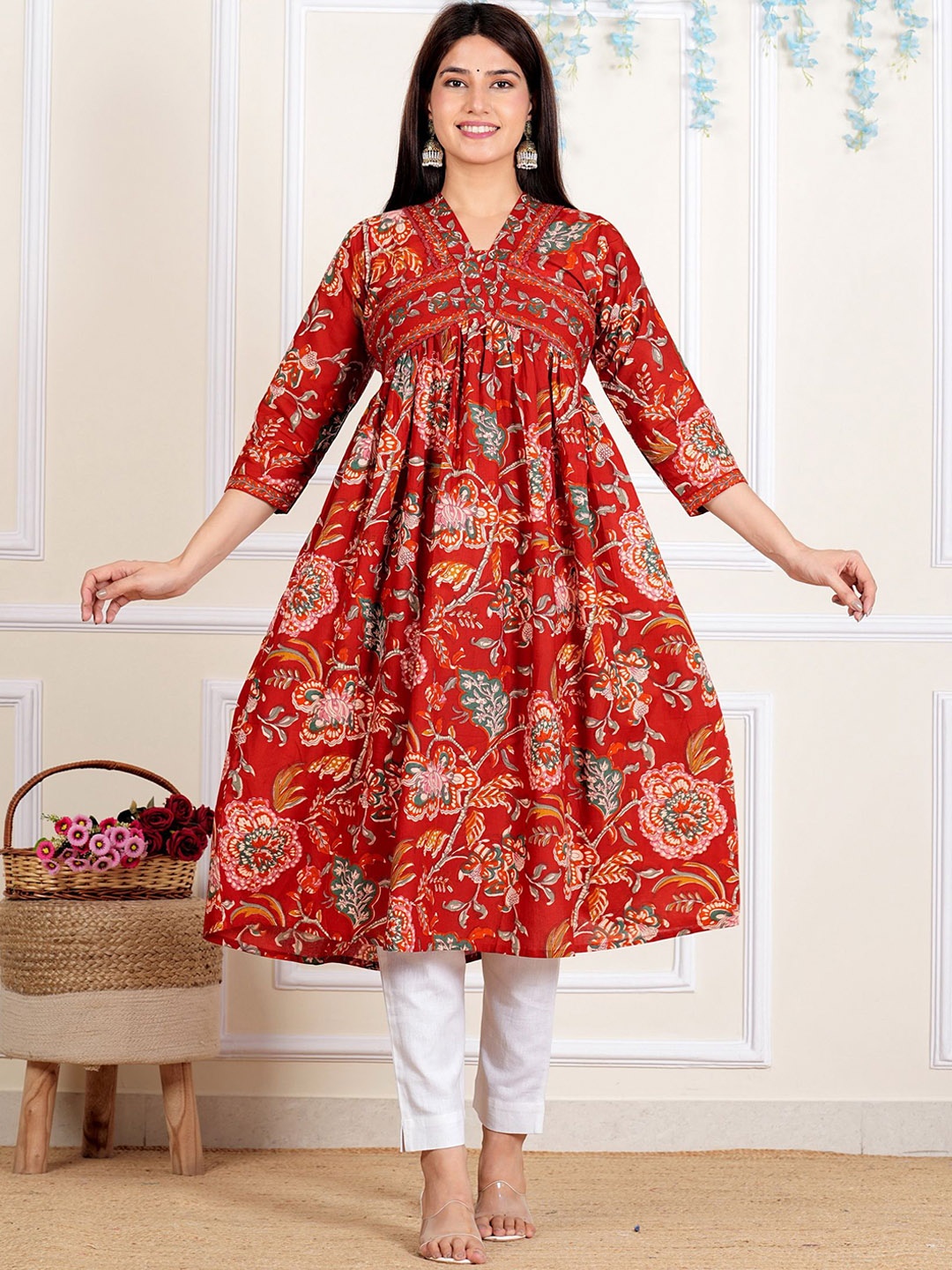 

Vbuyz Floral Printed Thread Work Cotton A-Line Kurta, Red