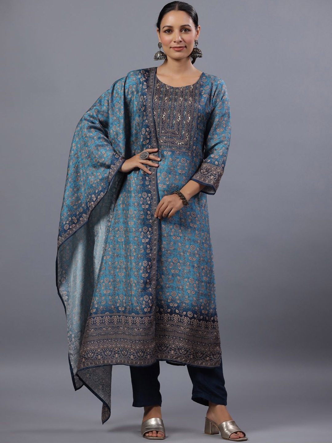 Amchoor Floral Printed Sequinned Straight Kurta With Trousers & Dupatta, Blue