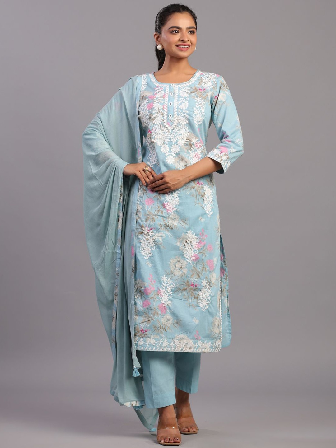 

Amchoor Floral Embroidered Regular Thread Work Kurta With Trousers & Dupatta, Blue