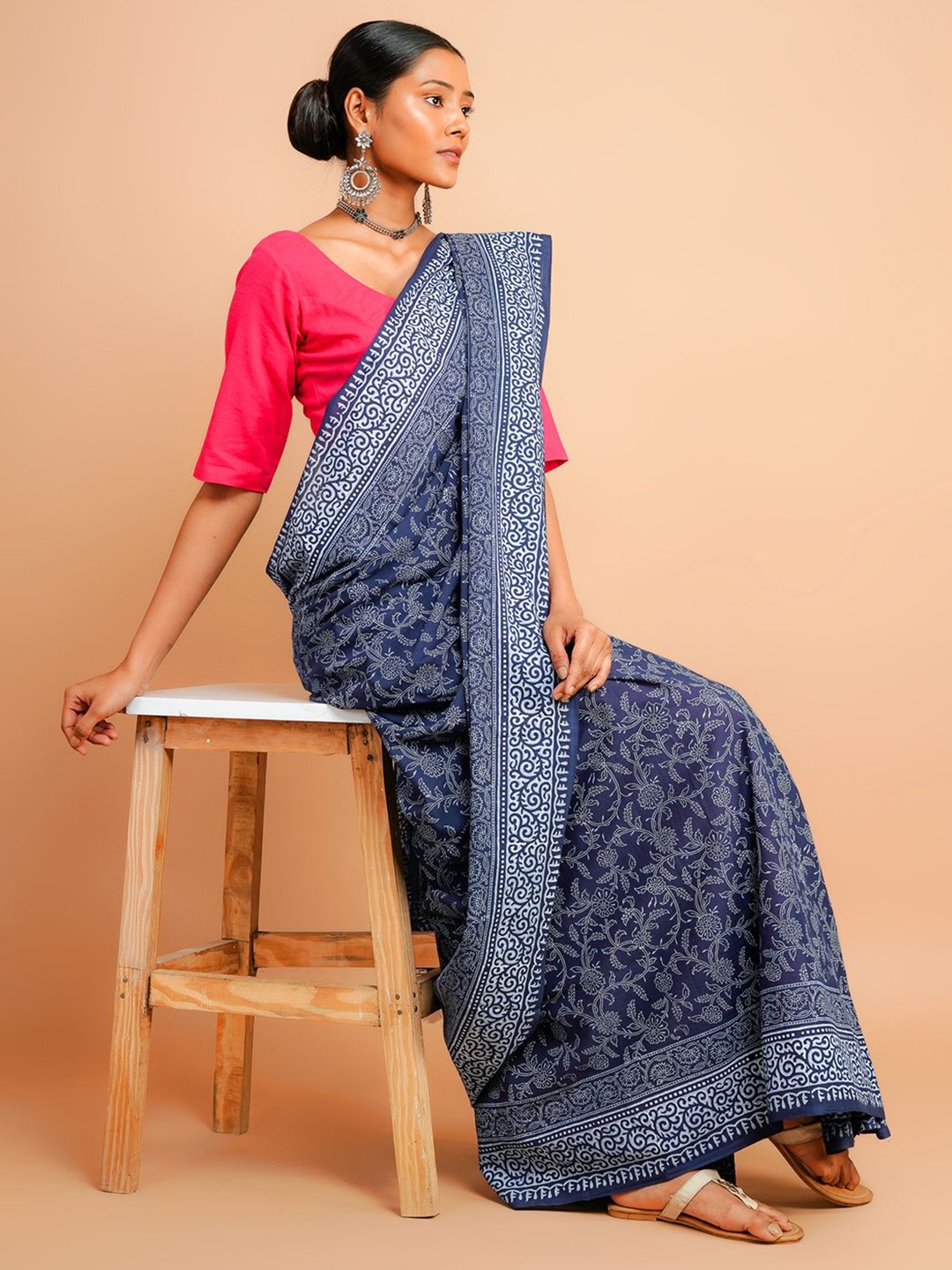 

Taavi Block Printed Pure Cotton Saree With Blouse Piece, Blue