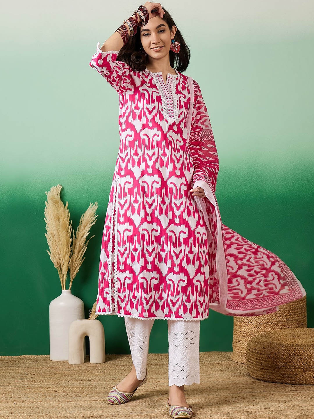 

Vastramyaa Abstract Printed Thread Work Pure Cotton Straight Kurta With Trousers & Dupatta, Pink