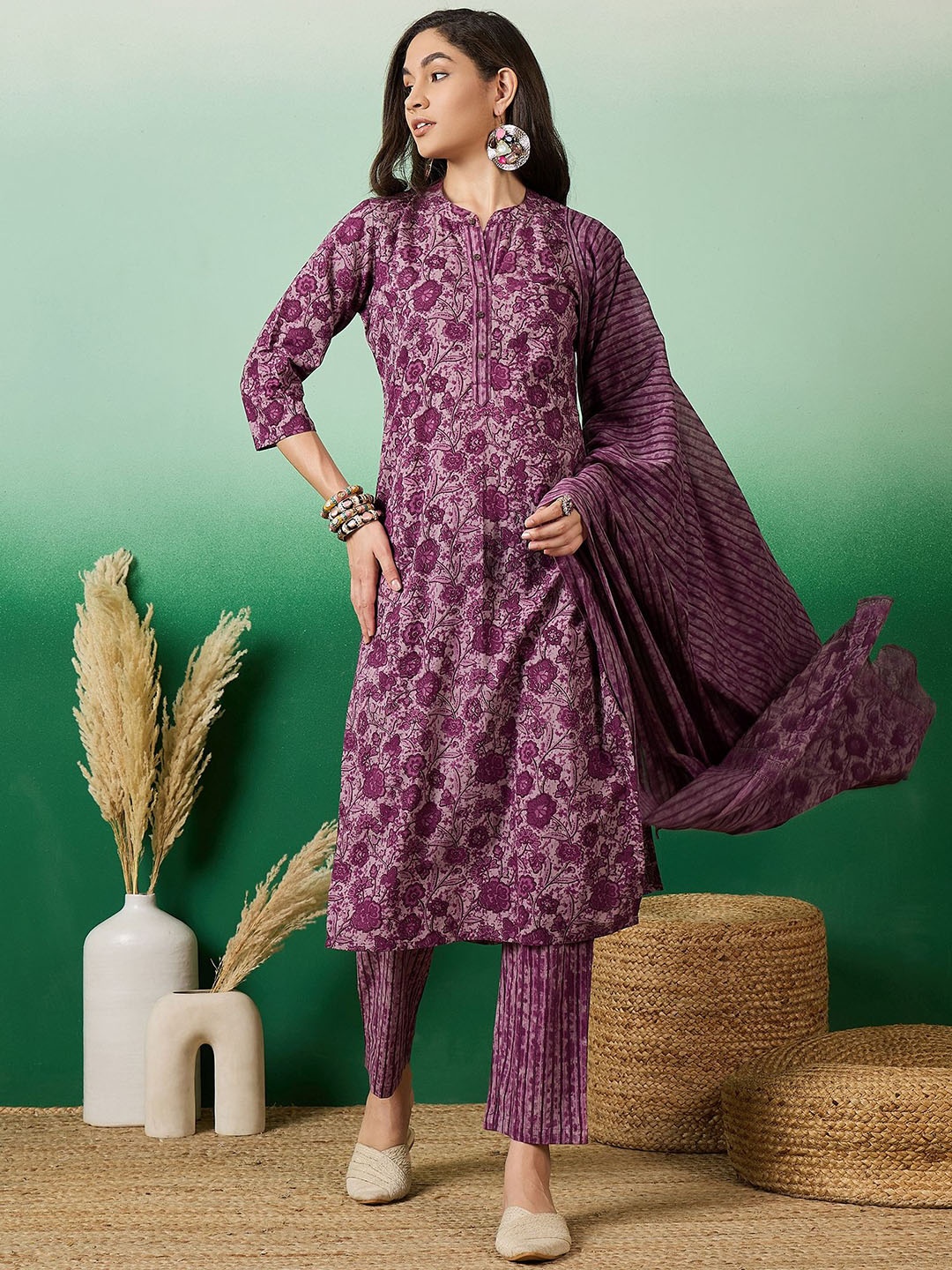 

Vastramyaa Floral Printed Pure Cotton Straight Kurta With Trousers & Dupatta, Purple