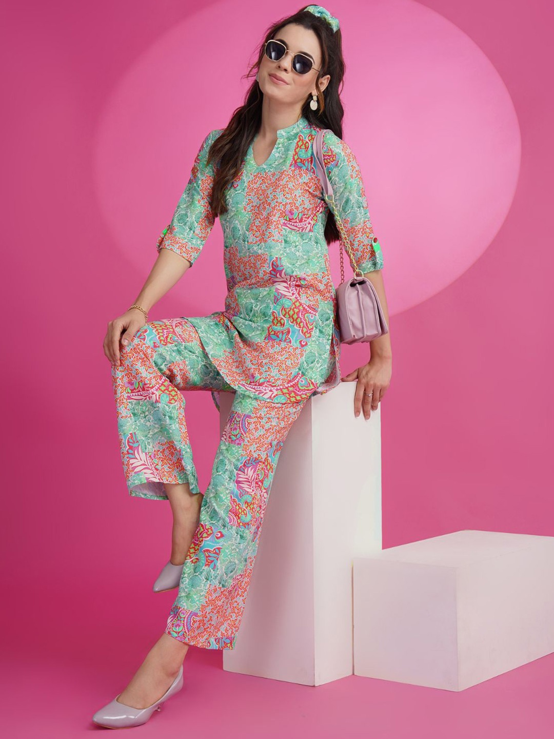 

KALINI Floral Printed Tunic With Trousers, Green