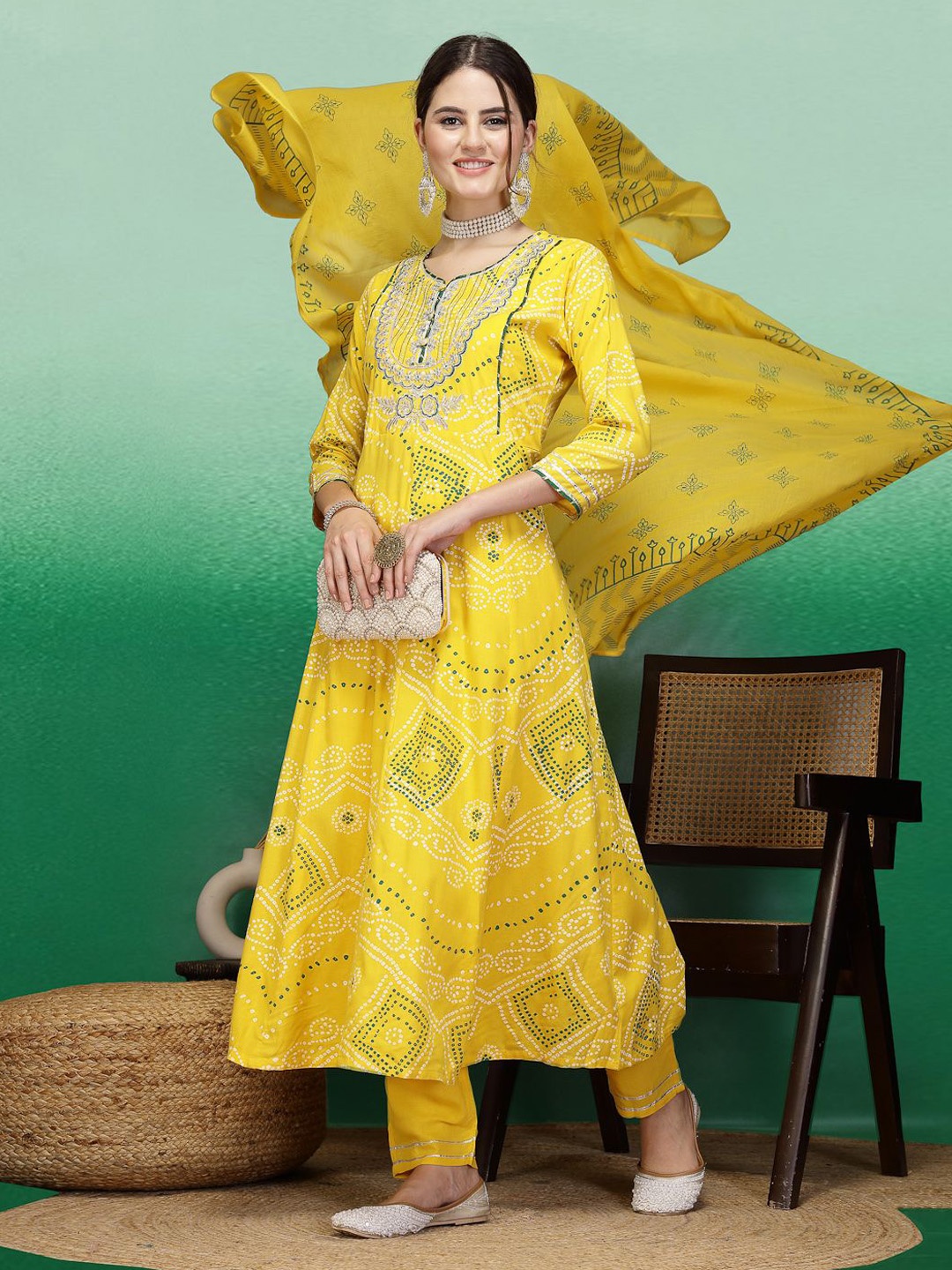 

Sangria Printed A-line Kurta With Trouser & Dupatta, Yellow