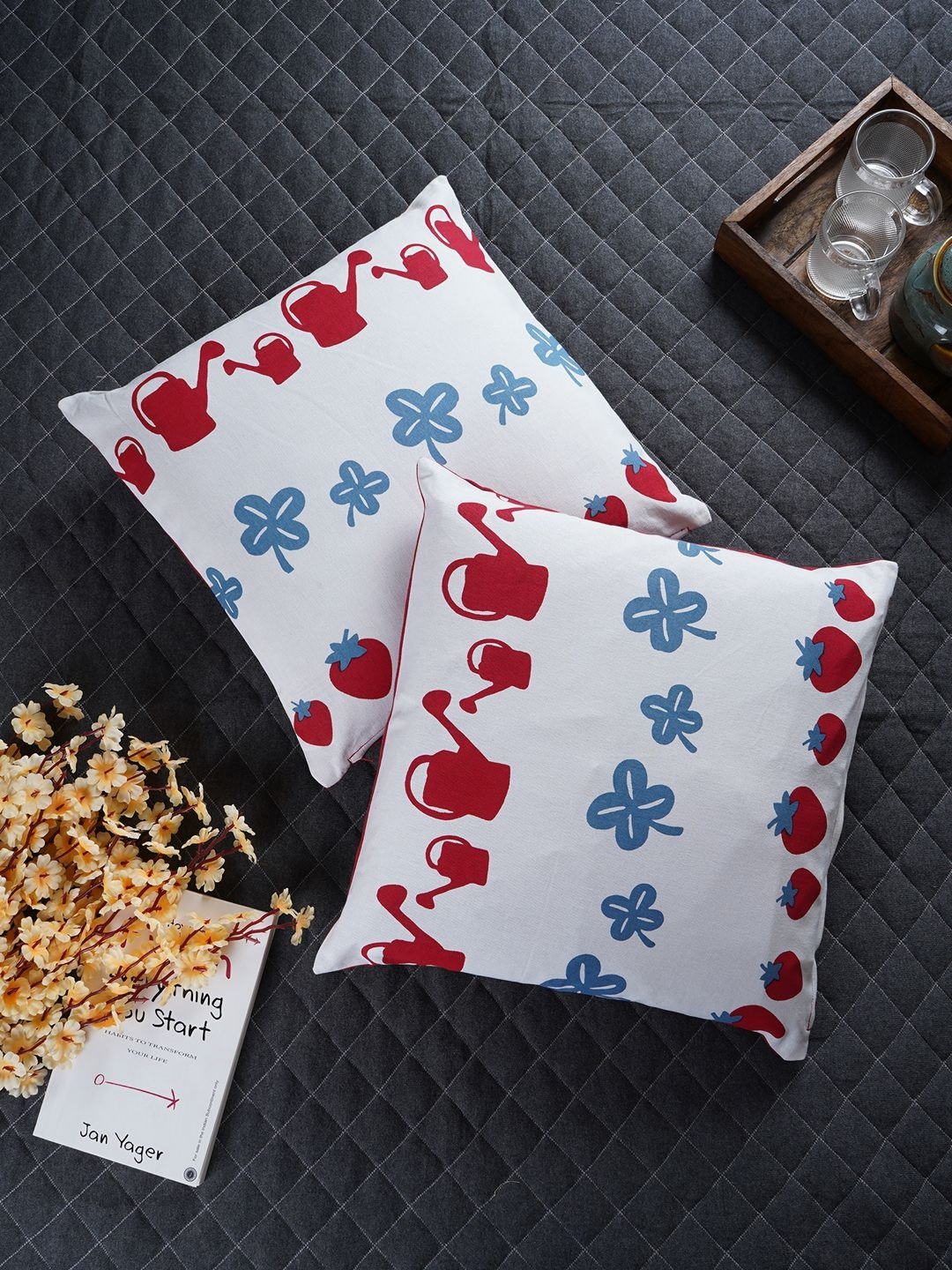 

Aura White & Red 5 Pieces Abstract Printed Cotton Square Cushion Covers