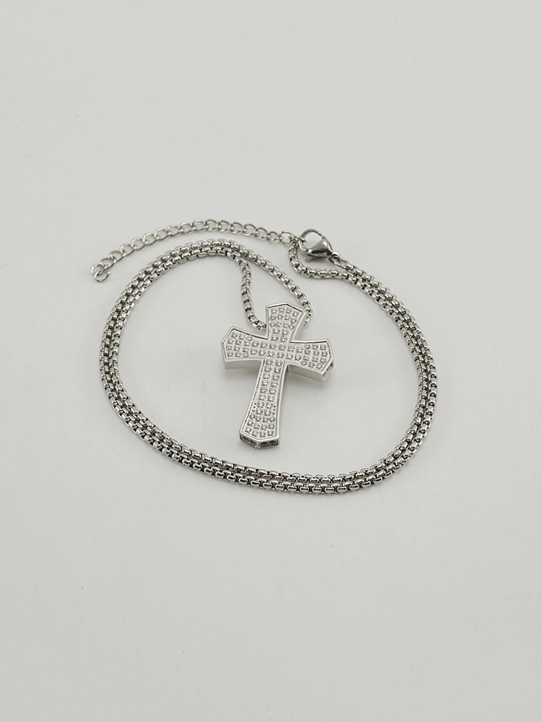 

VAGHBHATT Silver-Plated Stainless Steel Pendant Chain