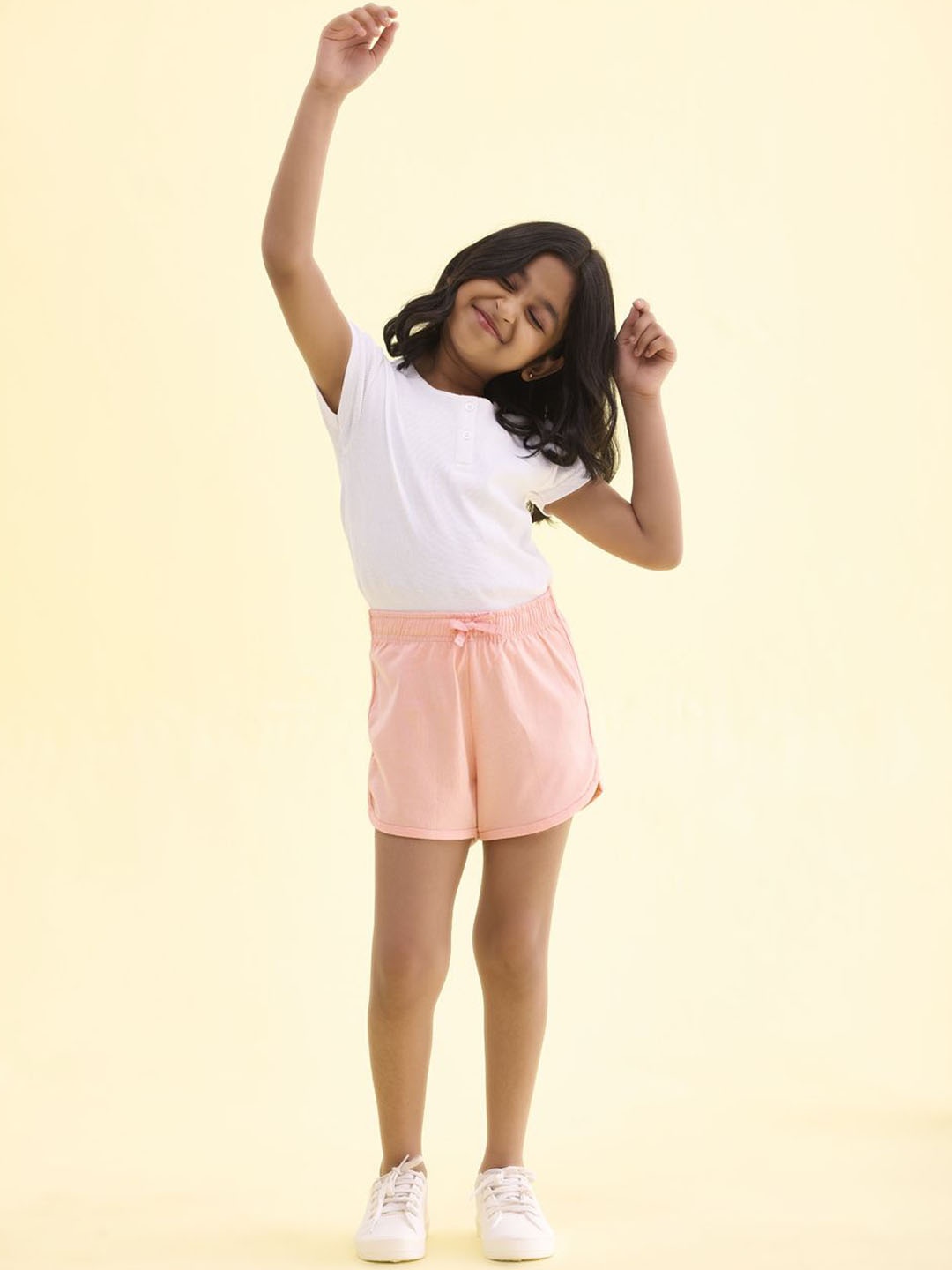 

Go Colors Girls Shorts, Peach