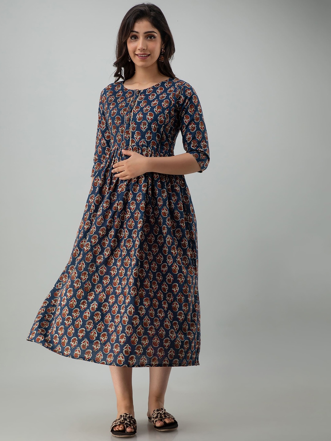 

VARICOS Women Floral Printed Flared Sleeves Thread Work Maternity Kurta, Blue