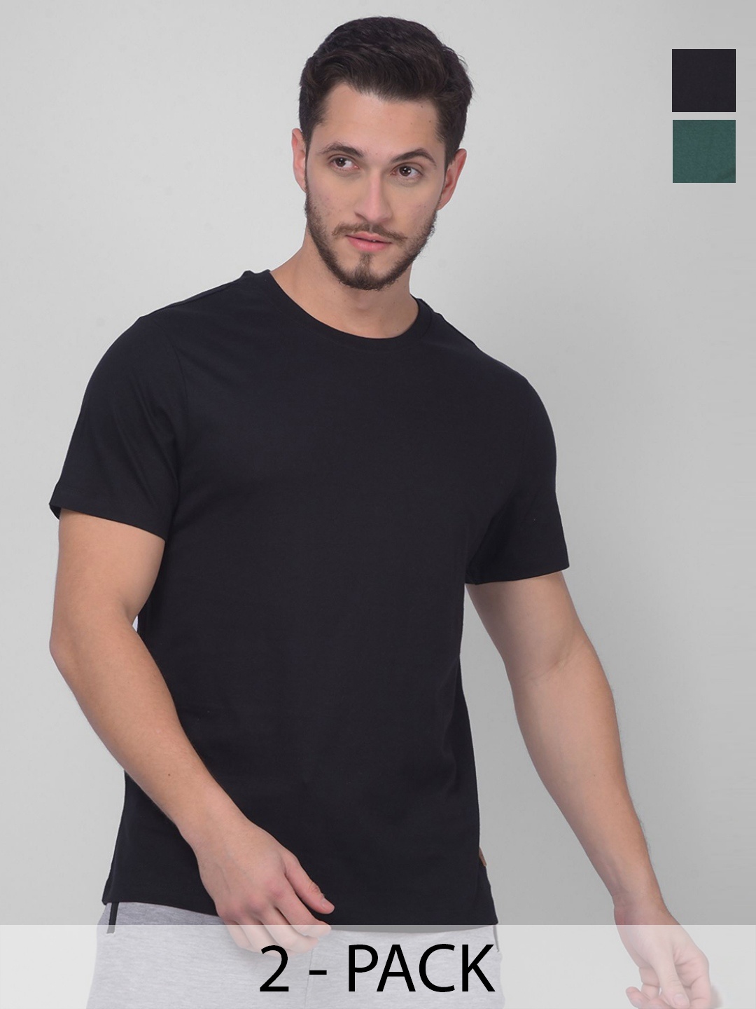 

Zeal Men Solid Round Neck Cotton T-Shirt, Black