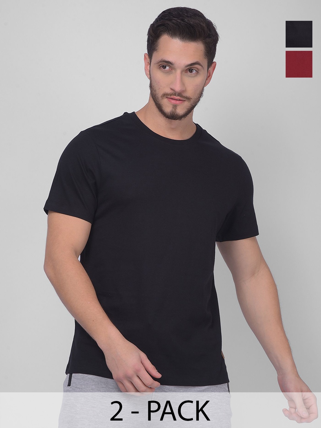 

Zeal Men Solid Round Neck Cotton T-Shirt, Black