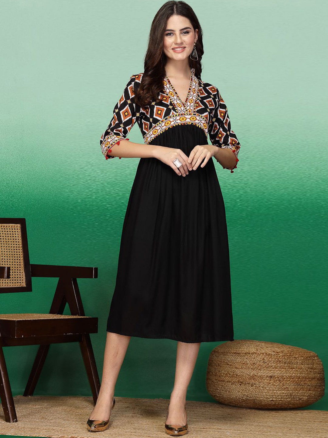 

Sangria Printed Empire Midi Ethnic Dress, Black