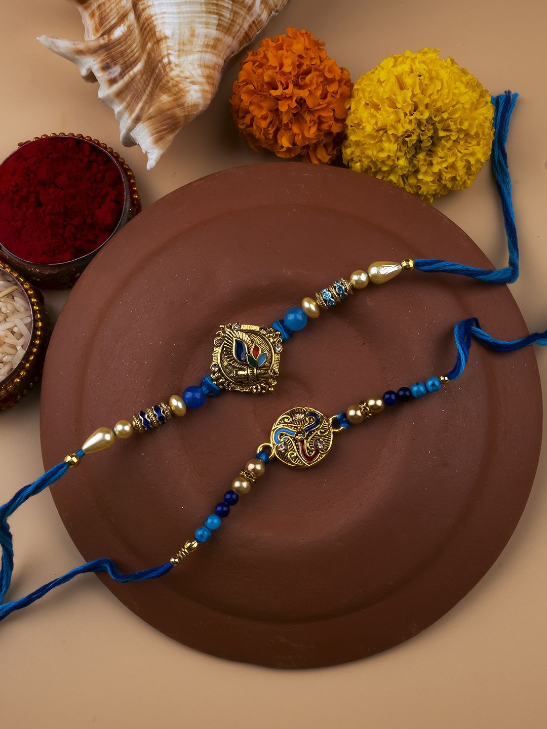 

StileAdda Set of 2 Bhai Bhabhi Beaded Thread Rakhis With Roli Chawal, Gold