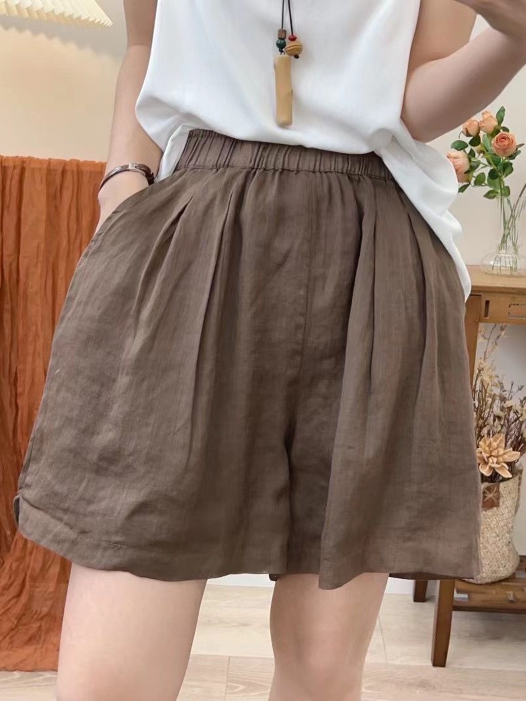 

StyleCast Women Mid-Rise Loose Fit Shorts, Brown