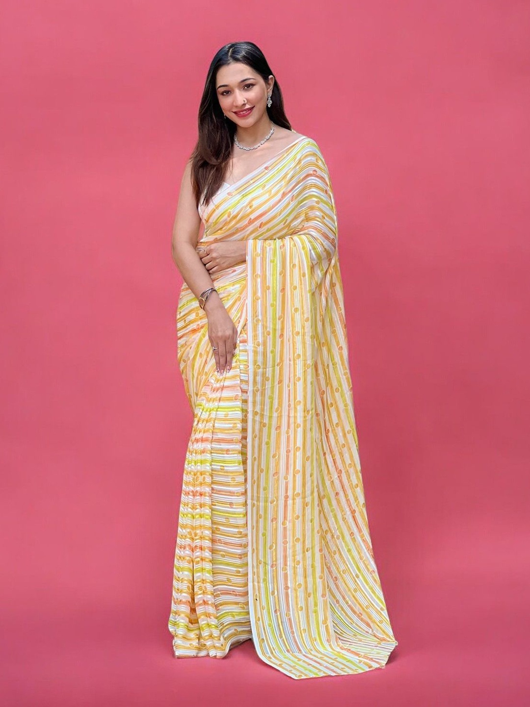 

Vastrasky Global Striped Saree, Beige