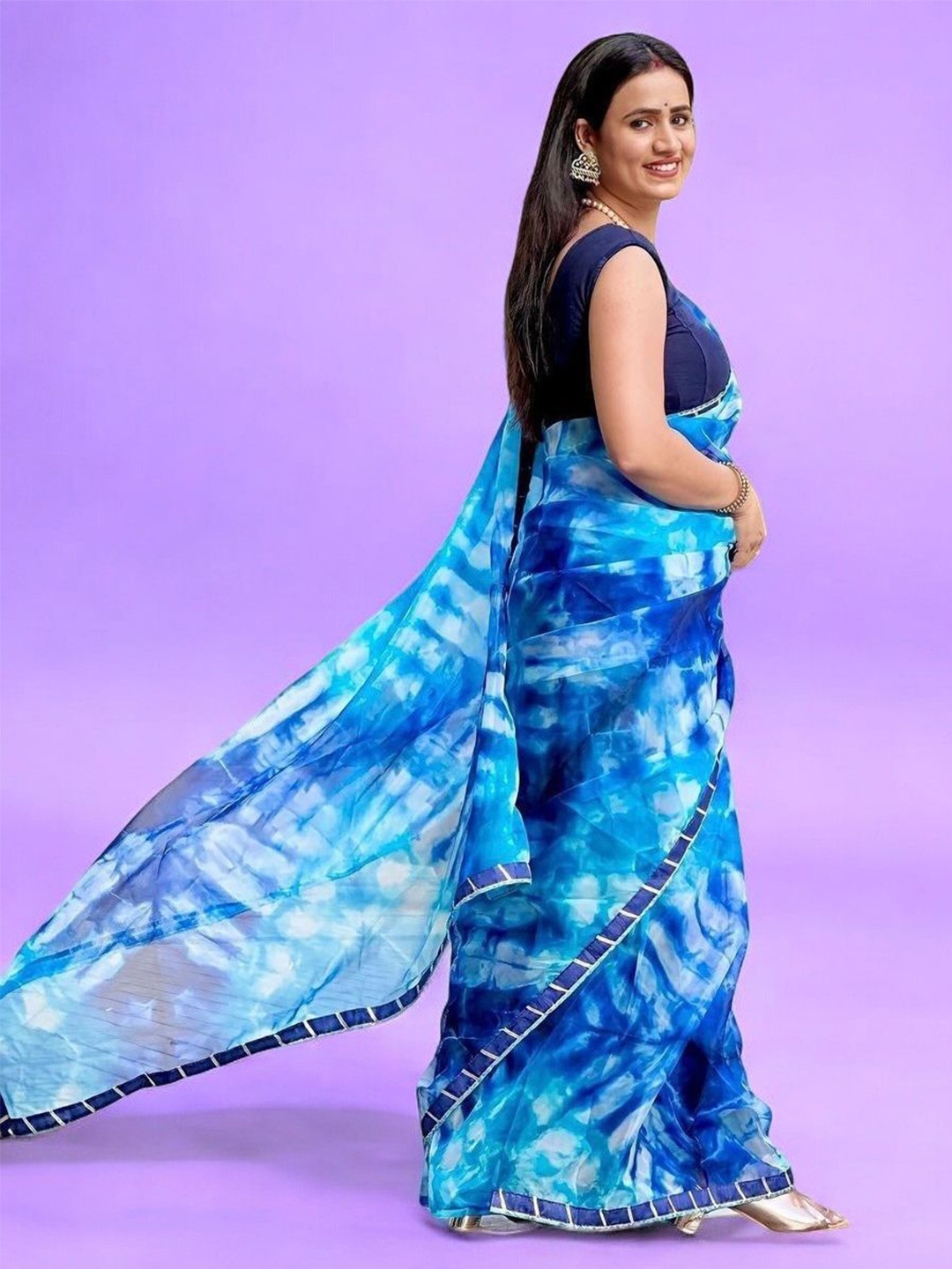 

Vastrasky Global Tie and Dye Printed Gotta Patti Saree, Blue