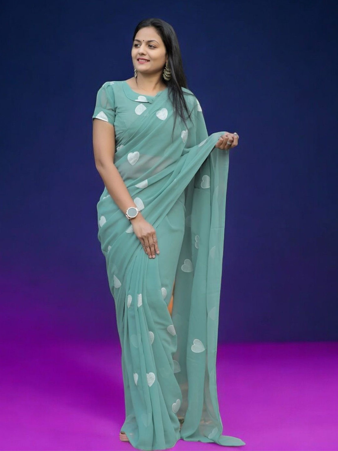 

Vastrasky Global Embroidered Saree, Teal