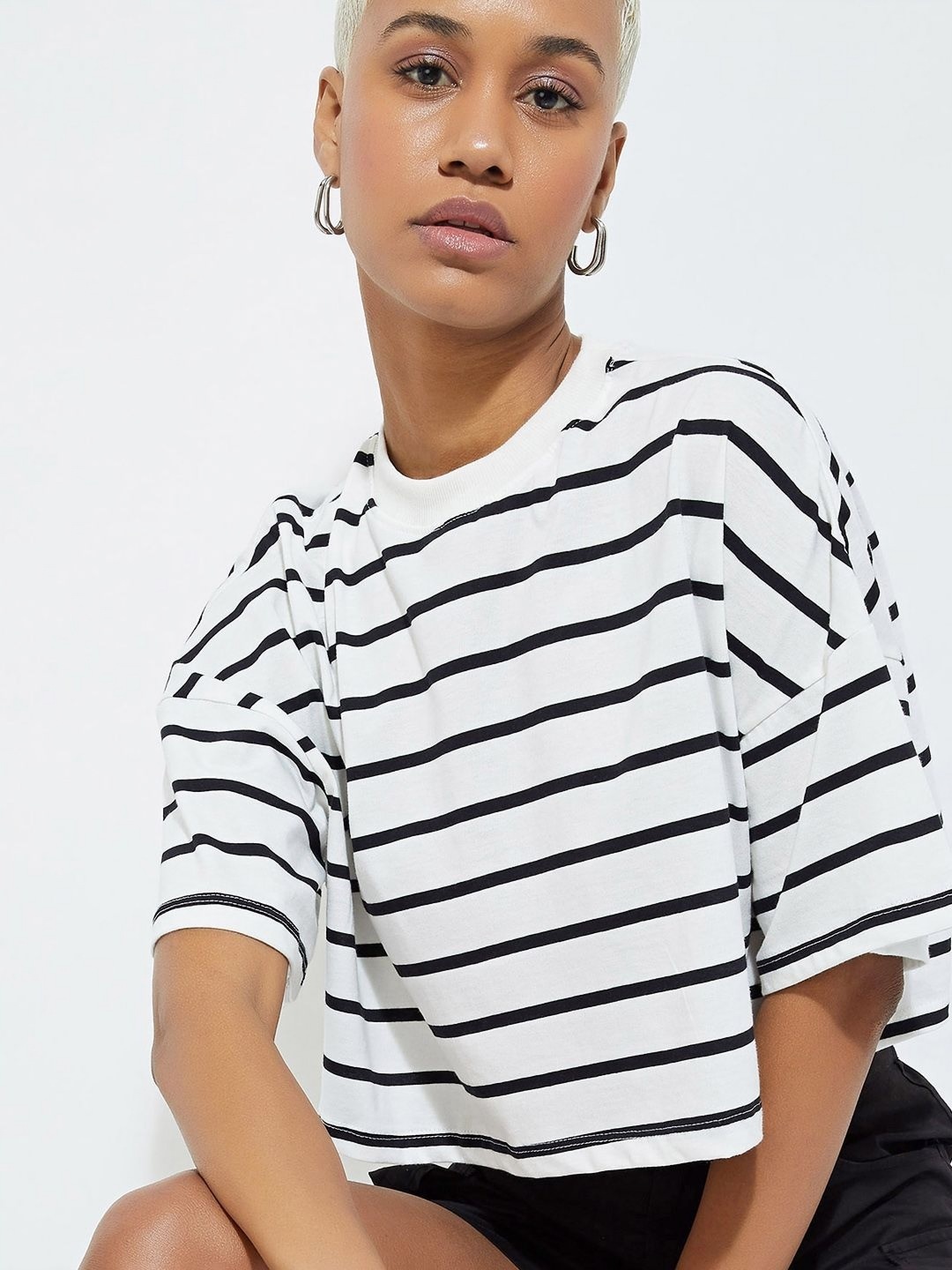 

max URB_N Women Boxy Fit Striped T-shirt, White