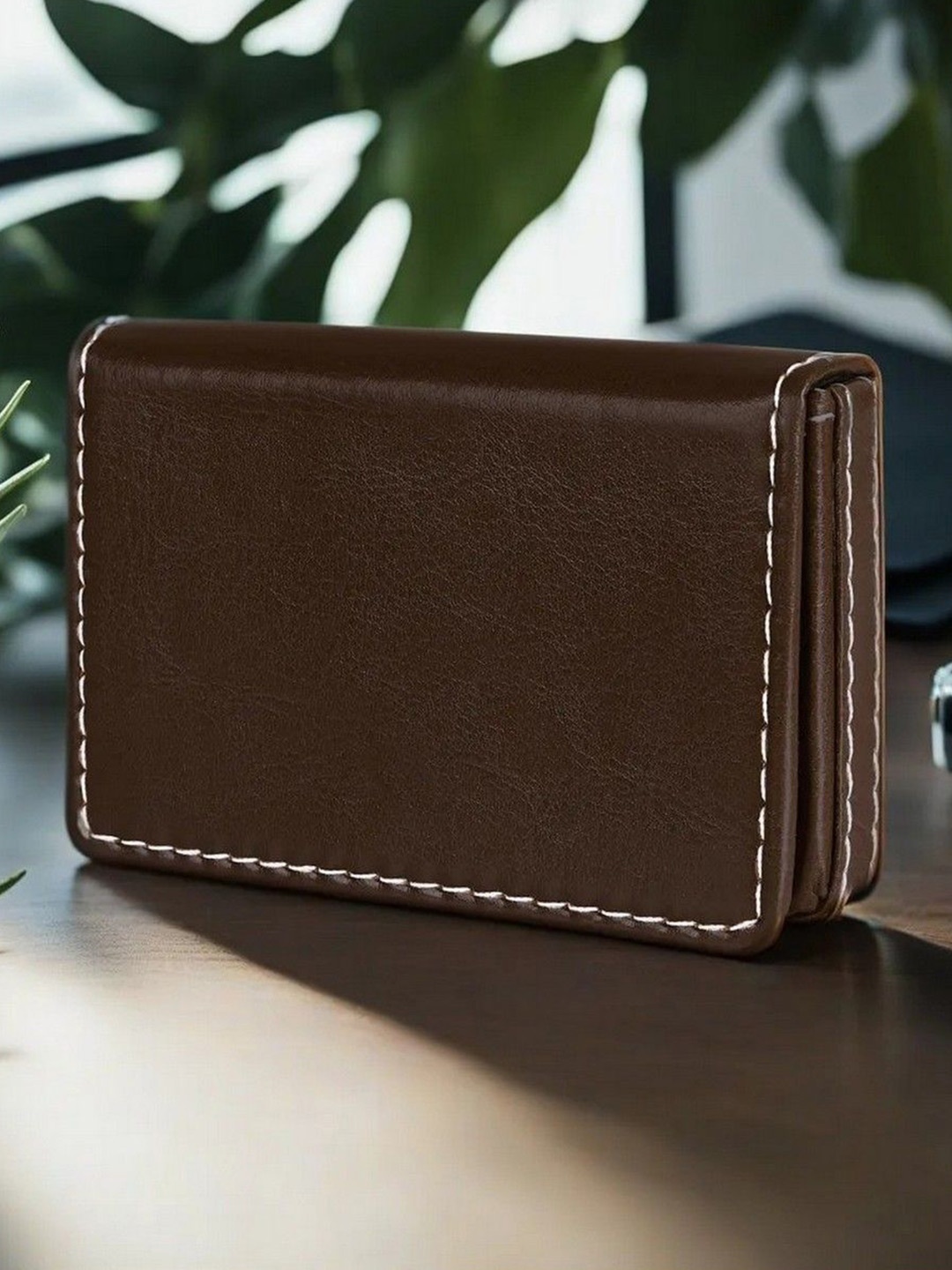 

LOREM Men Card Holder With Magnetic Shut Button, Brown