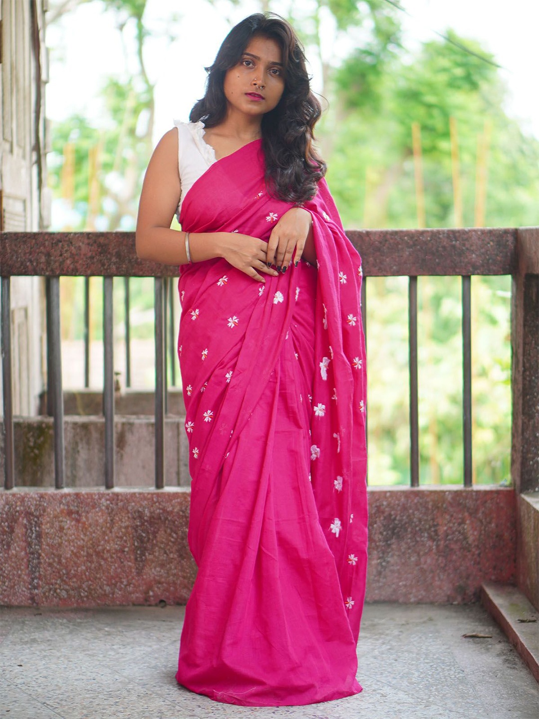 

ODETTE Floral Embroidered Saree, Pink