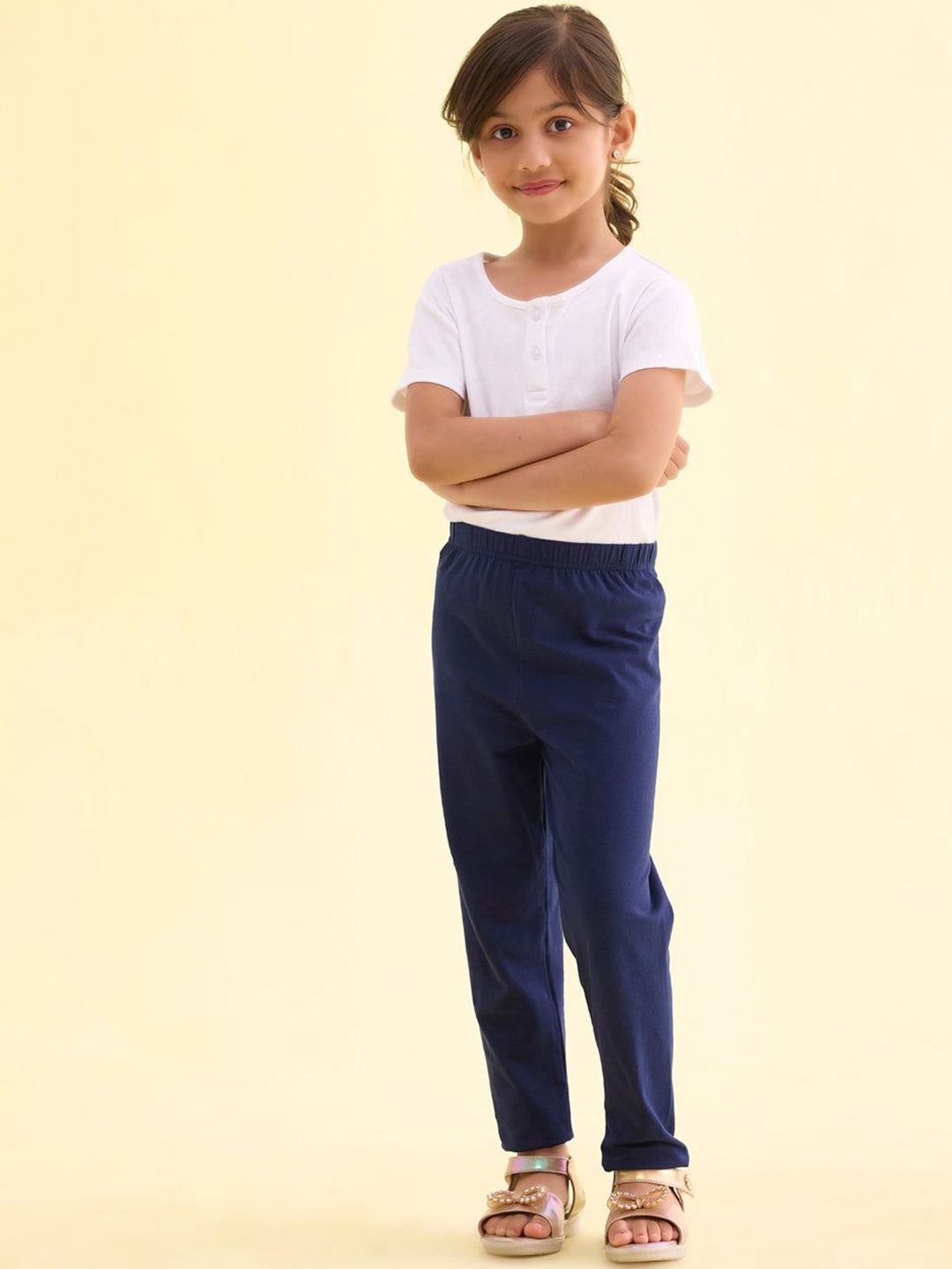

Go Colors Girls Slim Fit Mid Rise Ankle Length Leggings, Navy blue