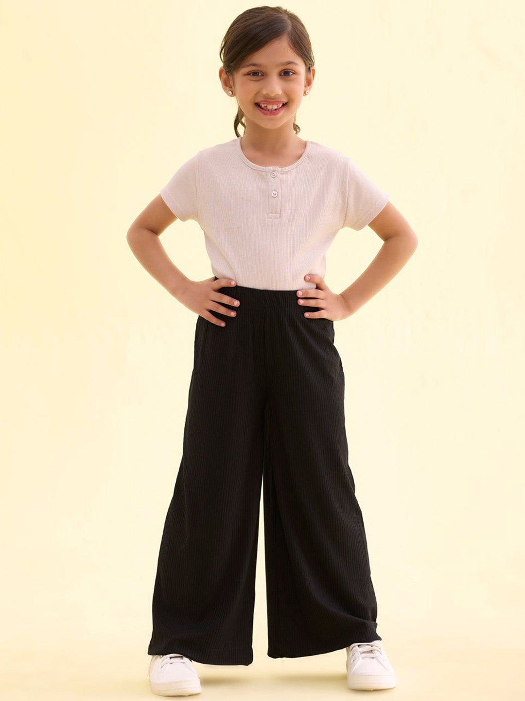 

Go Colors Girls Solid Knitted Mid-Rise Wide Leg Palazzos, Black