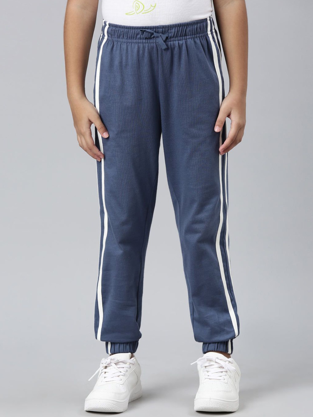 

Go Colors Girls Printed Mid Rise Joggers, Blue