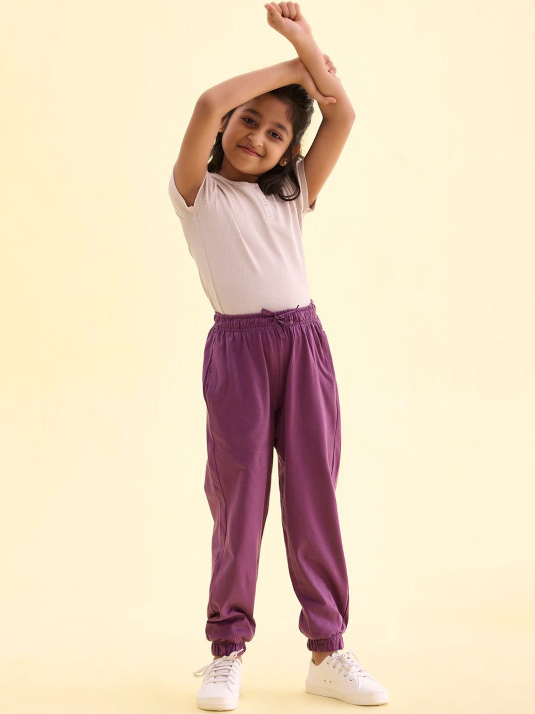 

Go Colors Girls Mid Rise Joggers, Purple