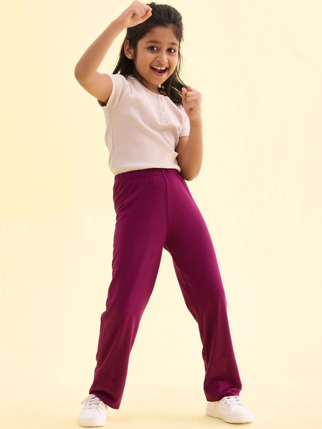 

Go Colors Girls Solid Mid Rise Track Pants, Violet