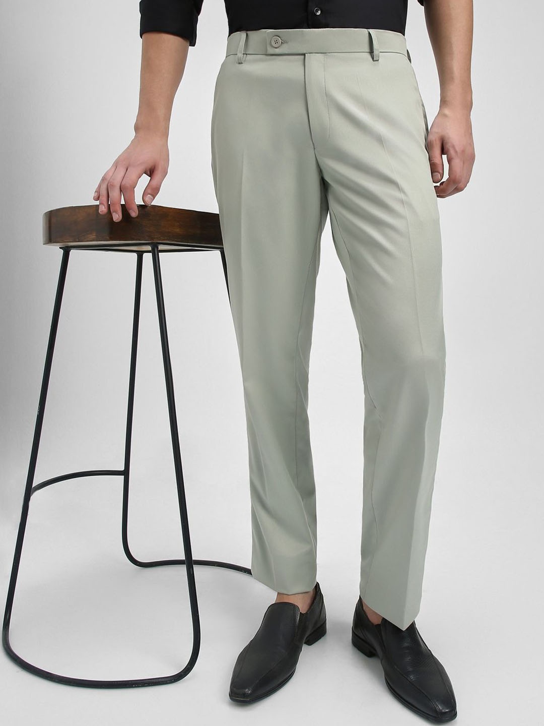 

Dennis Lingo Men Formal Mid-Rise Trousers, Grey