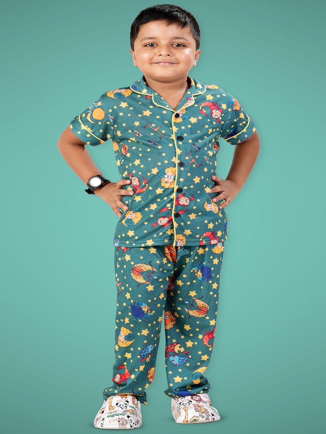 

BURBN Printed Shirt with Shorts, Green