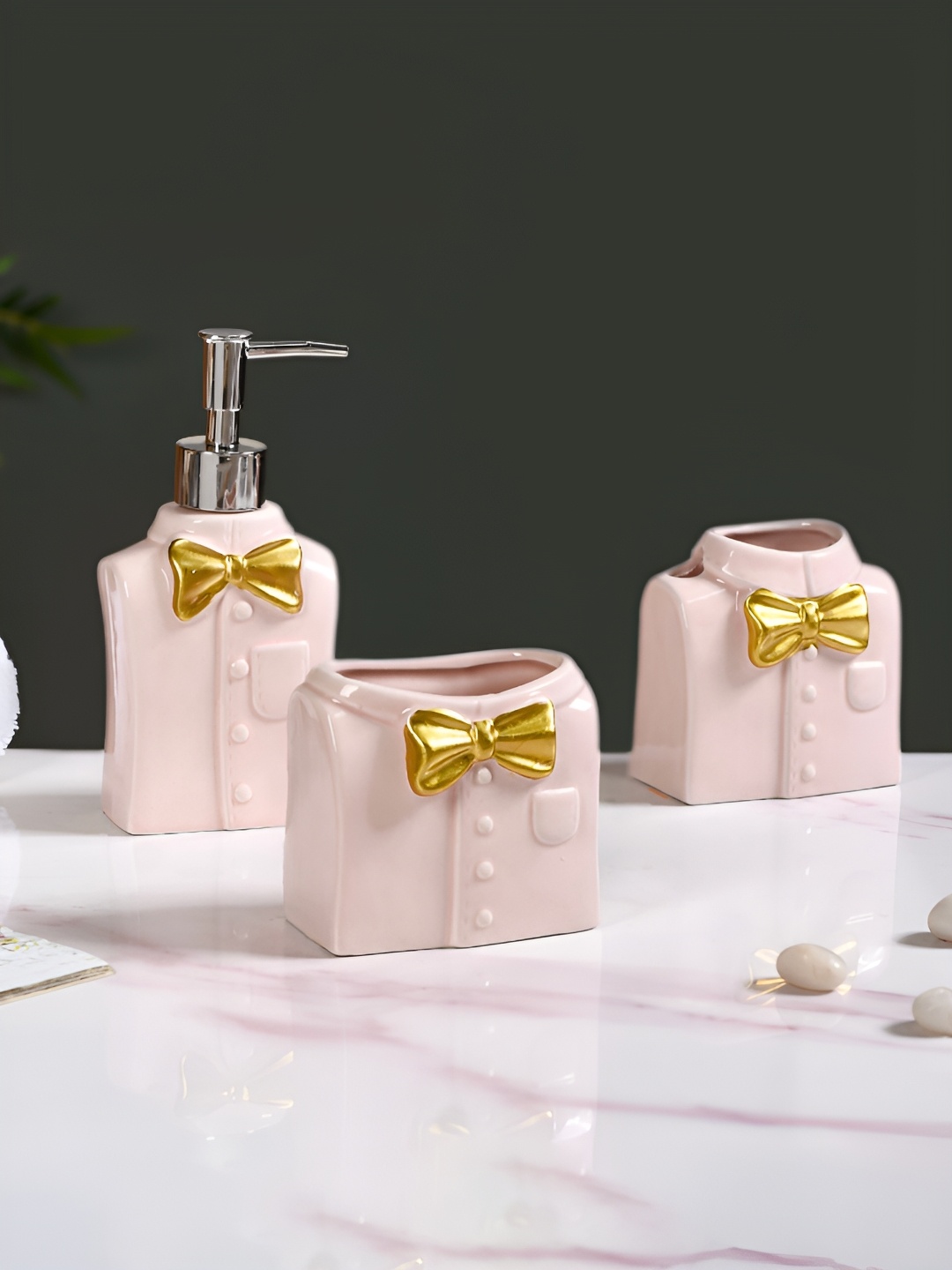 

Nestasia Pink & Gold-Toned 3 pieces Geometric Ceramic Bath Accessories Set