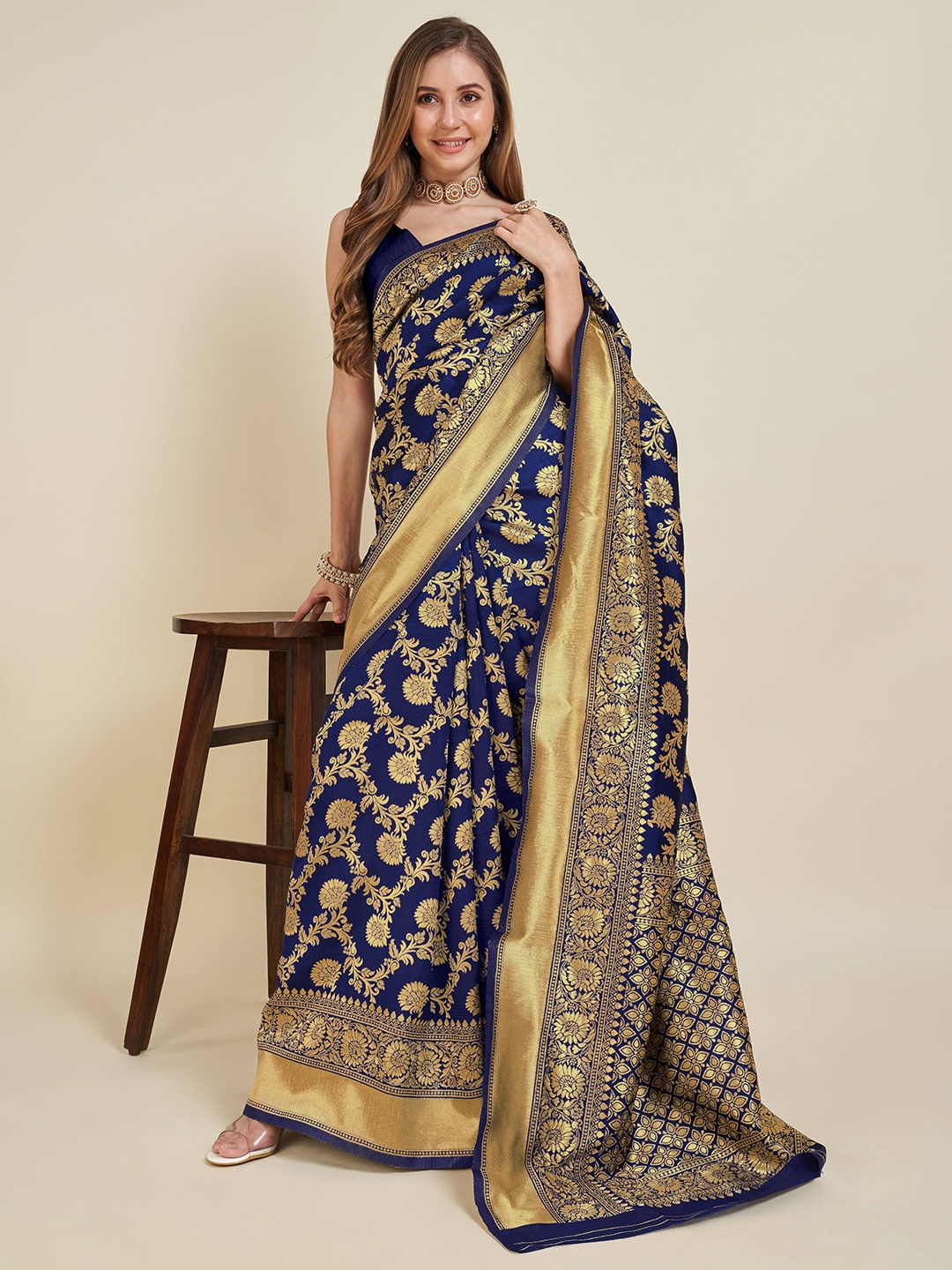 

NIWAA Woven Designed Zari Banarasi Saree, Navy blue