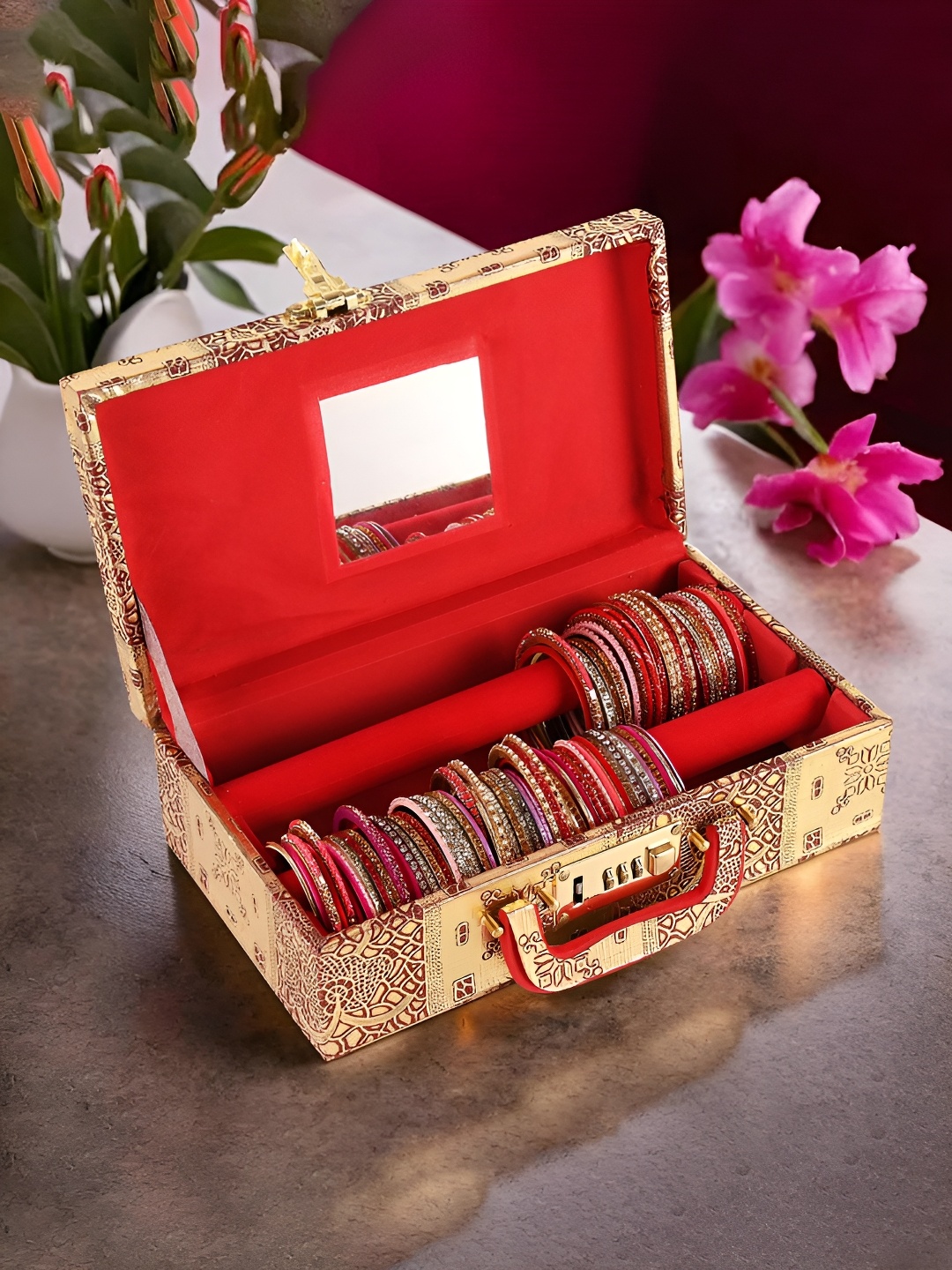 

Kuber Industries Gold-Toned & Red Regular Jewellery Organisers