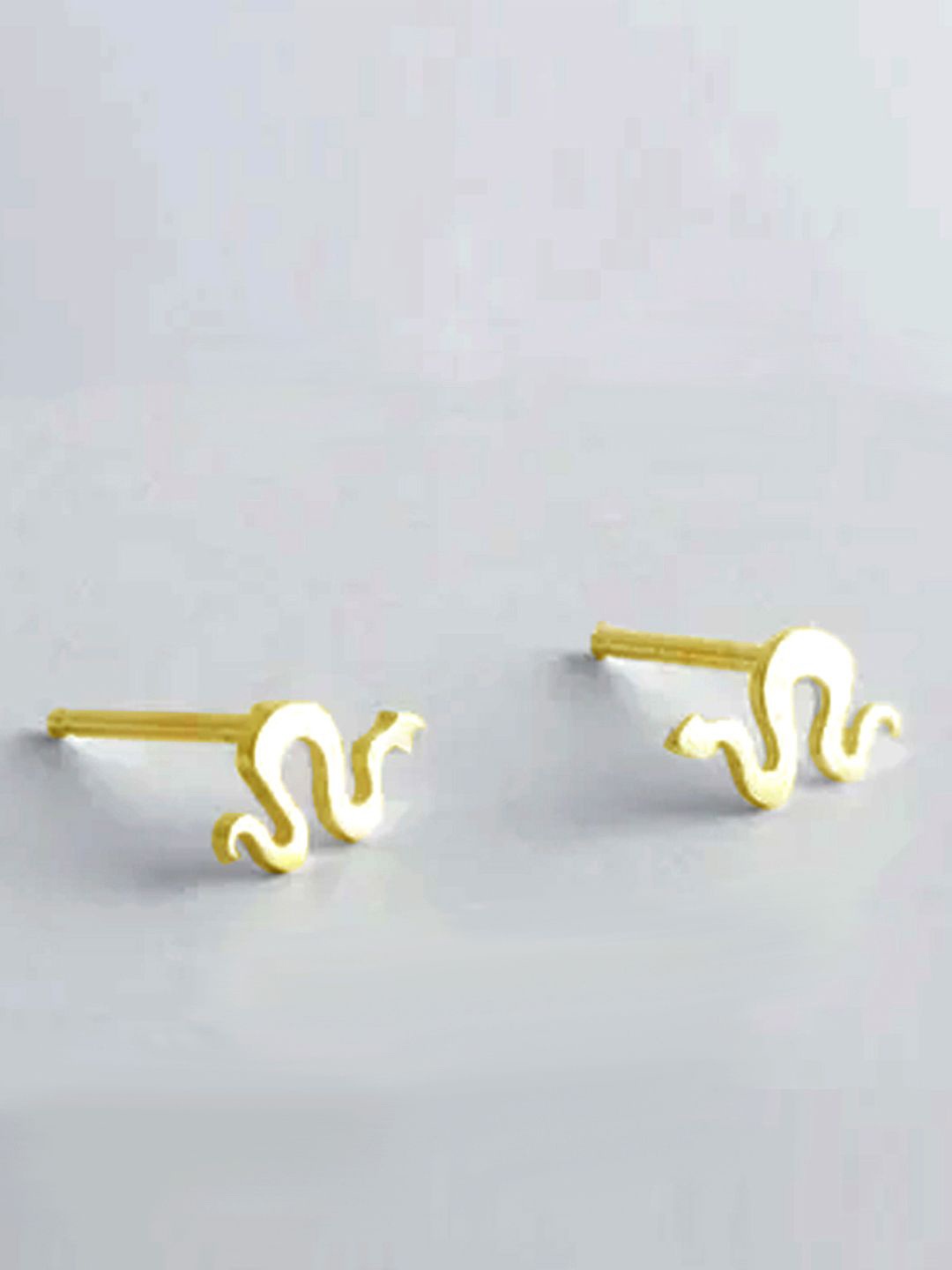 

Goldnera Animal Shaped Studs Earrings, Gold