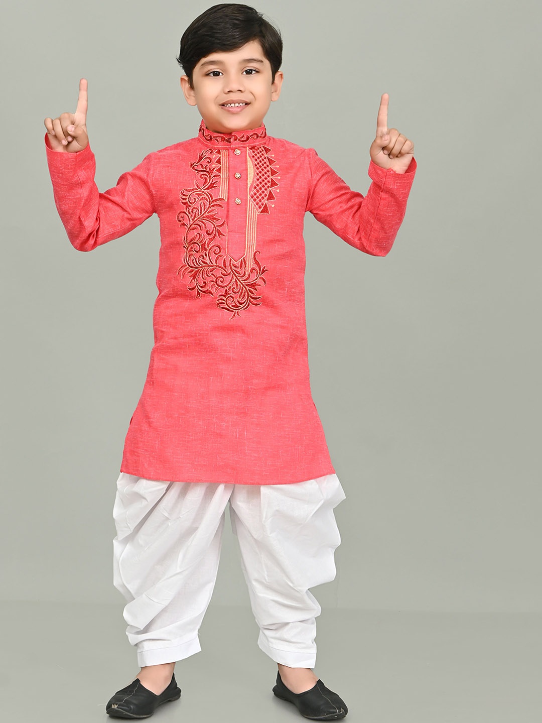 

BAESD Boys Floral Embroidered Thread Work Straight Kurta with Patiala, Pink