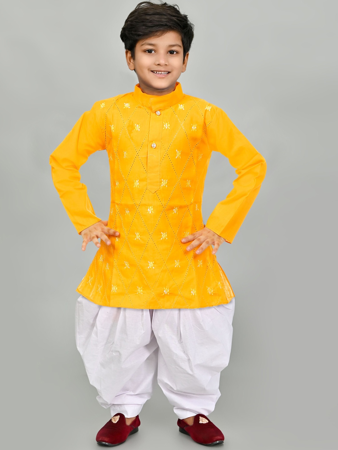 

BAESD Boys Ethnic Motifs Embroidered Straight Thread Work Cotton Kurta with Patiala, Yellow