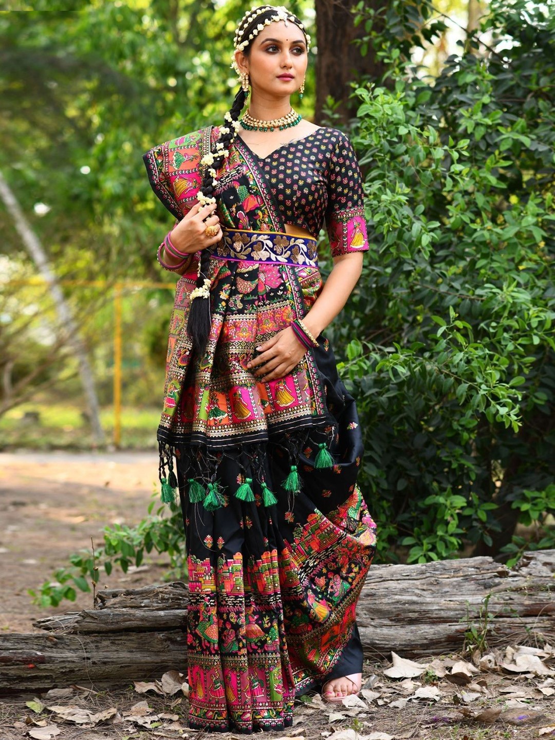 

MySilkLove Ethnic Motifs Pashmina Saree, Black