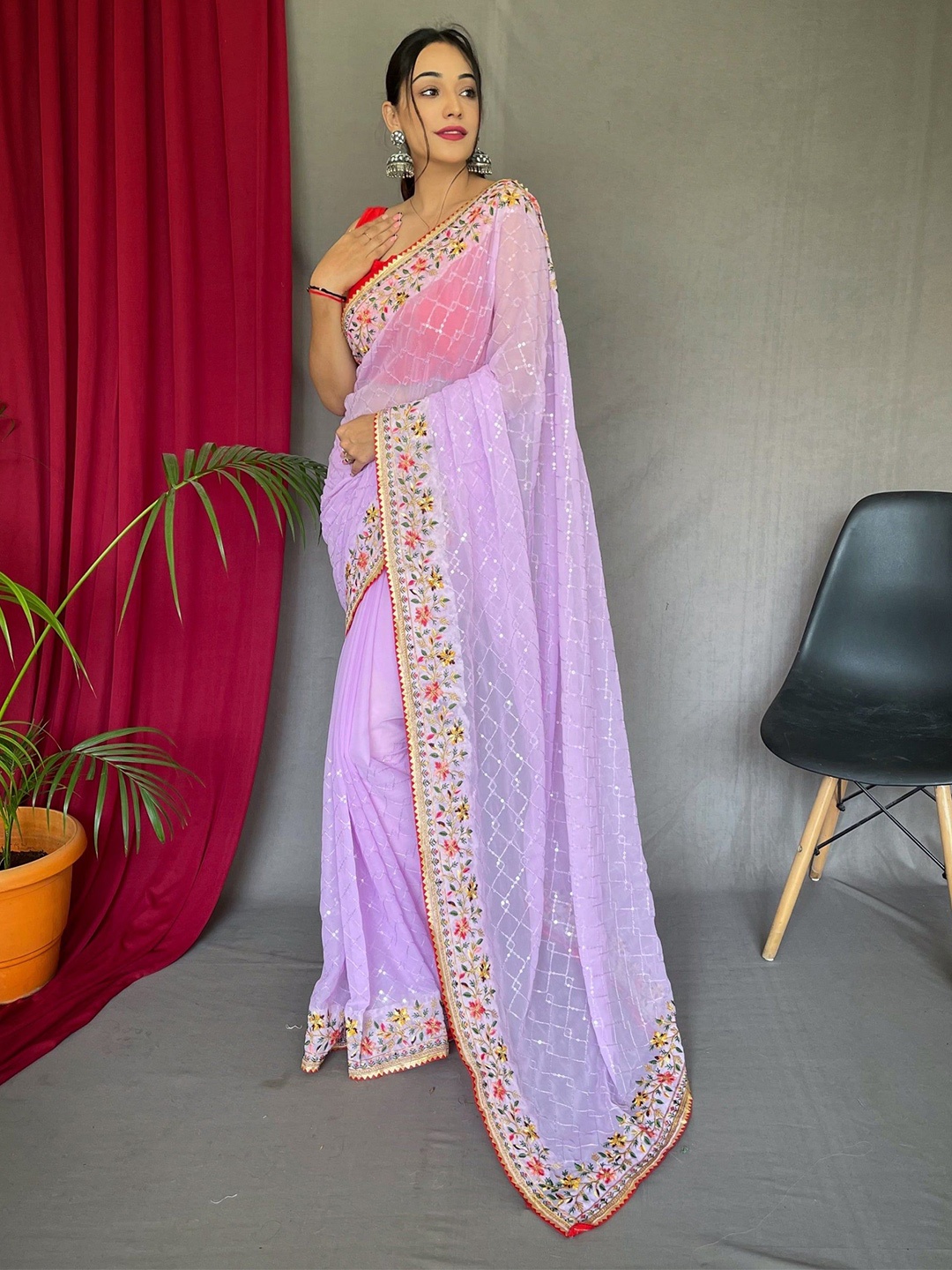 

MySilkLove Embellished Sequinned Pure Georgette Saree, Lavender
