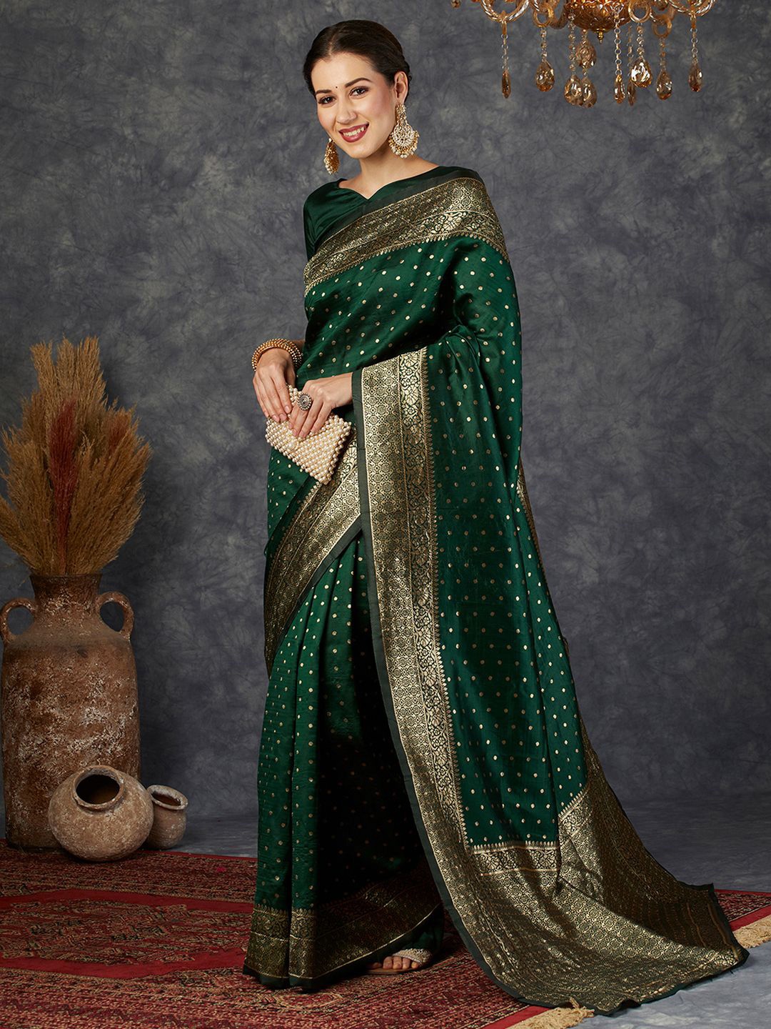 

KALINI Ethnic Motifs Woven Design Zari Banarasi Saree, Green