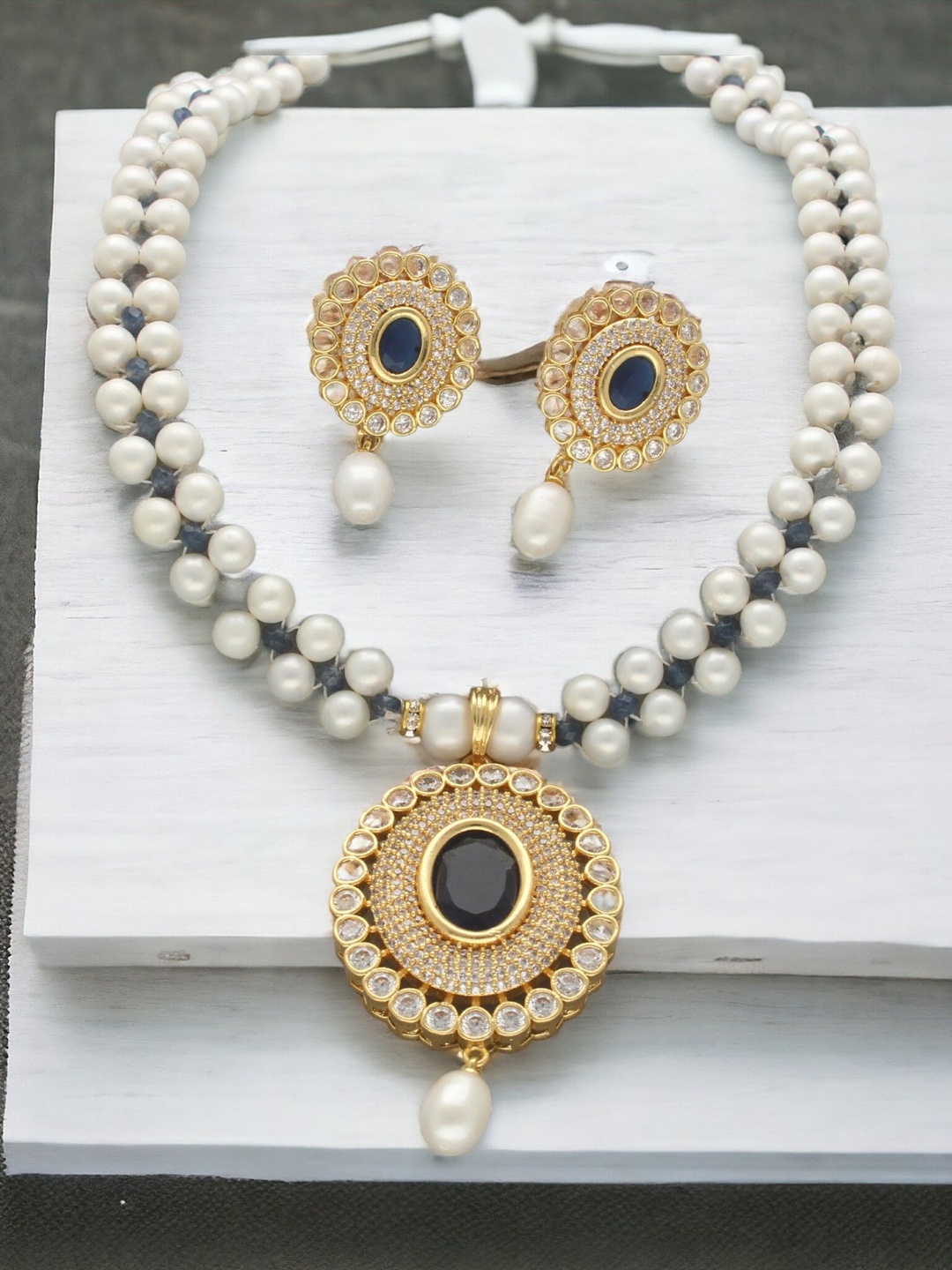 

Sri Jagdamba Pearls Dealer Gold-Plated Beaded & Stone Studded Jewellery Set