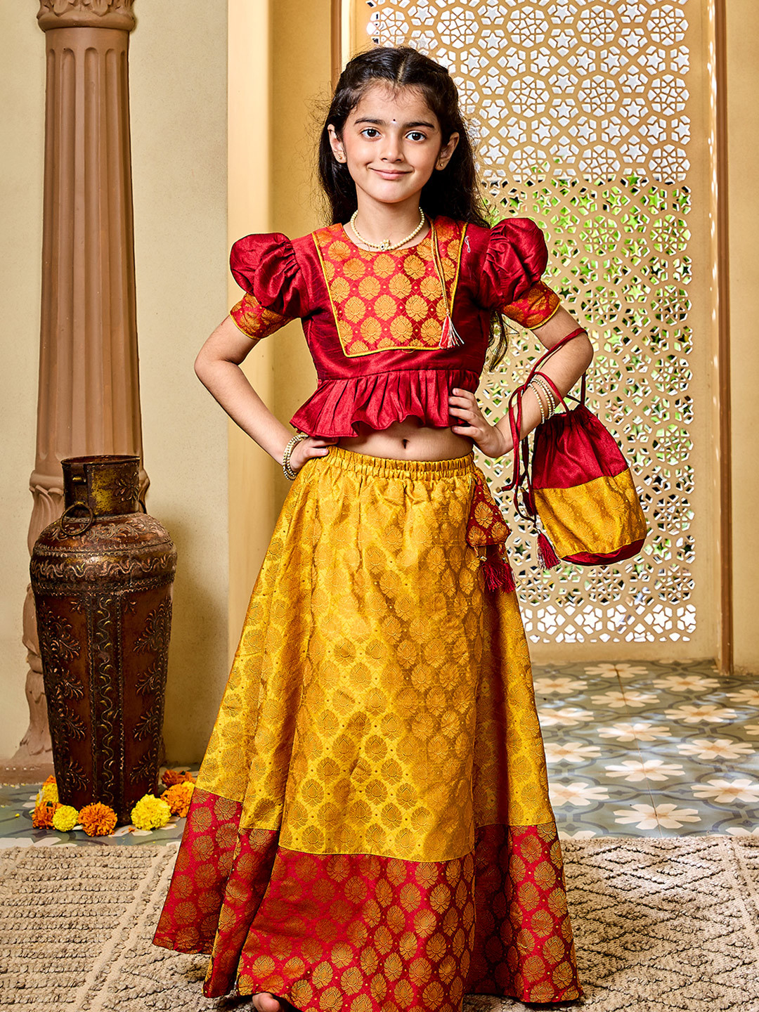 

VASTRAMAY Girls Woven Design Puff Sleeves Ready to Wear Lehenga & Blouse, Maroon