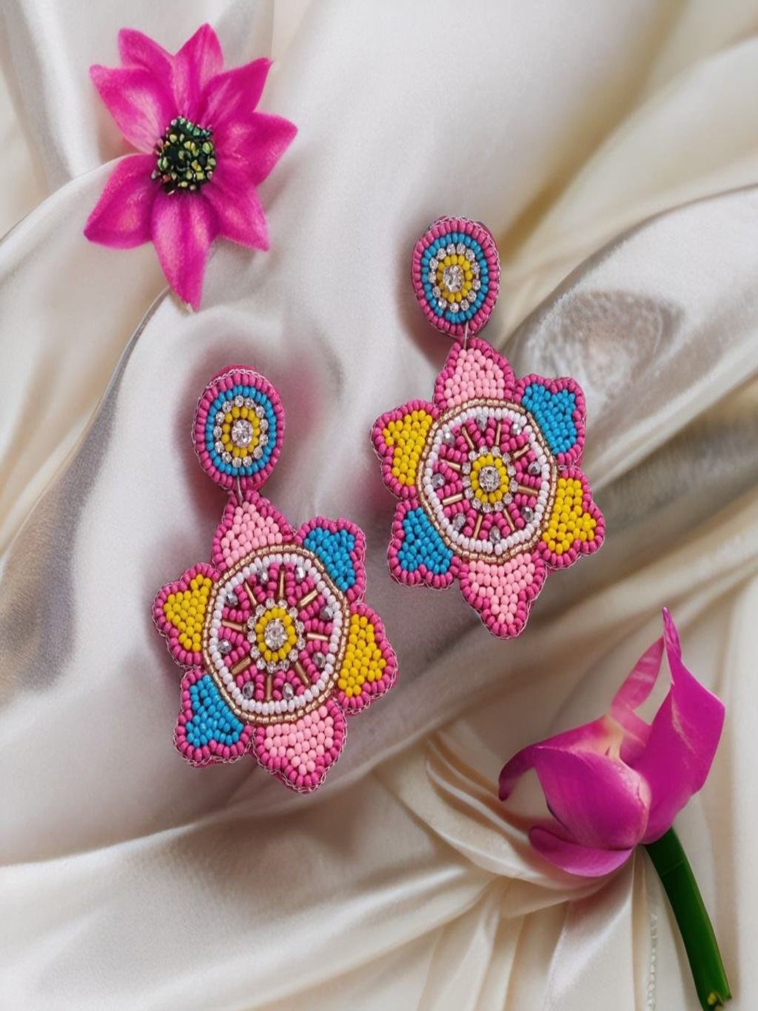 

UNIVERSITY TRENDZ Gold-Plated Classic Beaded Drop Earrings