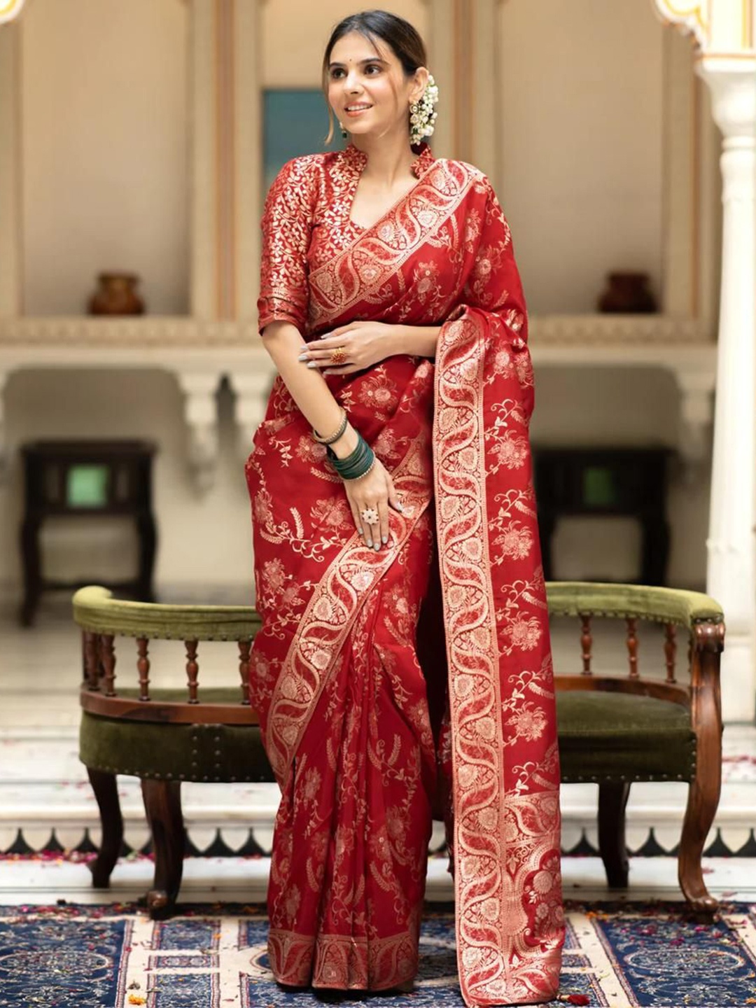 

Upalksh Ethnic Motifs Woven Design Zari Kanjeevaram Saree, Red