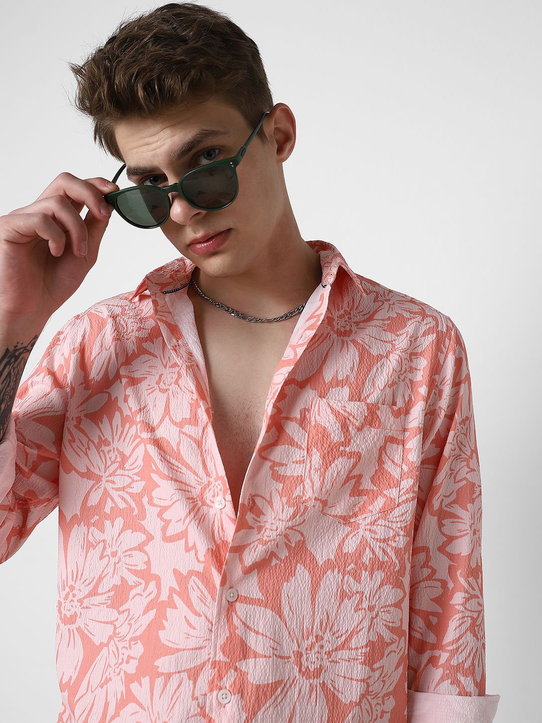 

VASTRADO Men Classic Slim Fit Floral Opaque Floral Printed Casual Shirt, Coral