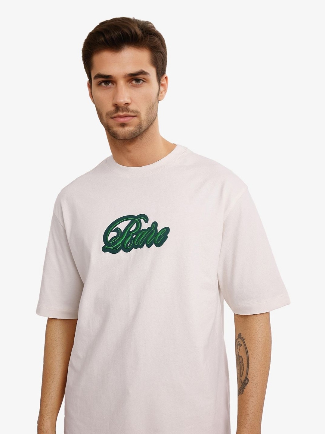 

RARE RABBIT Men Sports Drop-Shoulder Sleeves Applique T-shirt, Off white