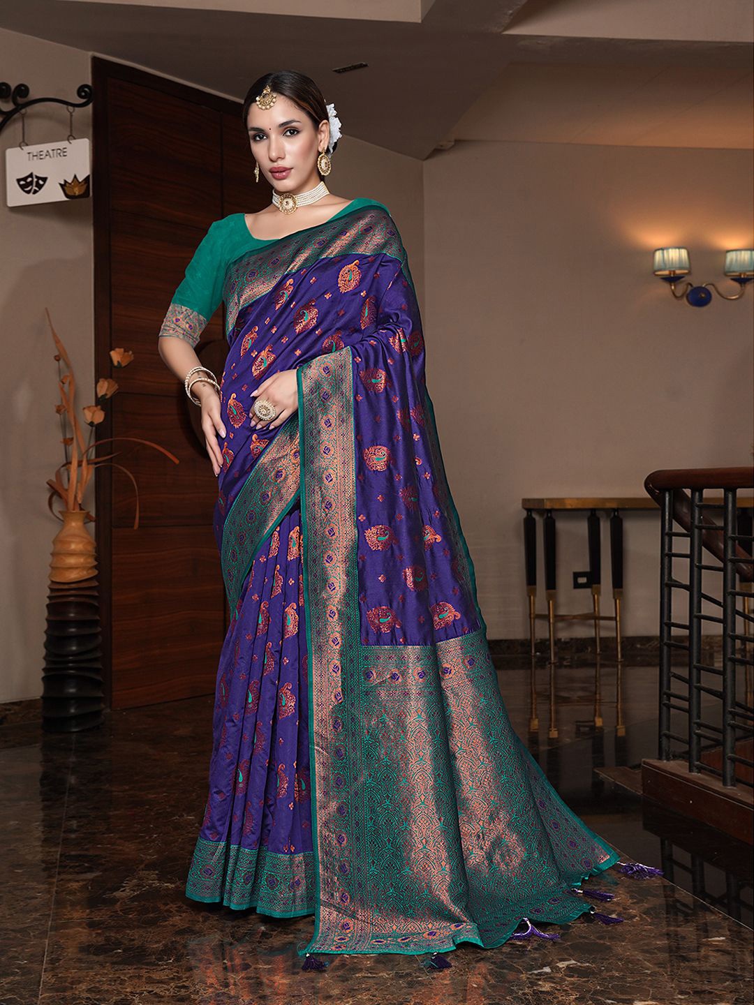 

JUST FASHION Ethnic Motifs Zari Banarasi Saree, Purple